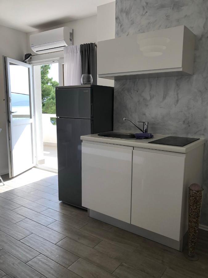Apartmani Milka I Jozo Оміш Екстер'єр фото